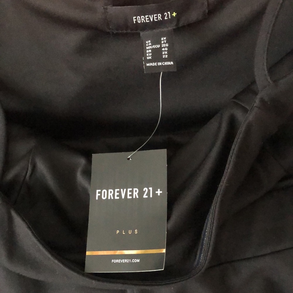 Forever 21 Plus Jumper - Picture 5 of 10